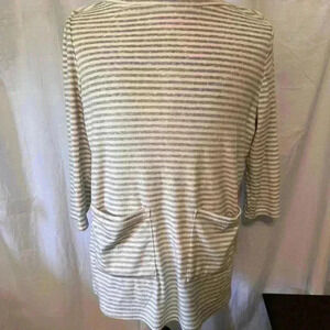 Liz Claiborne 2 Piece Grey/White Women’s SZ S Soft Sleepwear. Striped. Pockets.